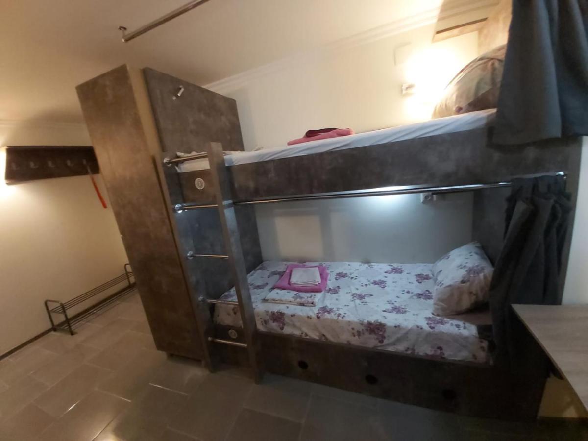 Hostel Voyage Batumi Eksteriør billede