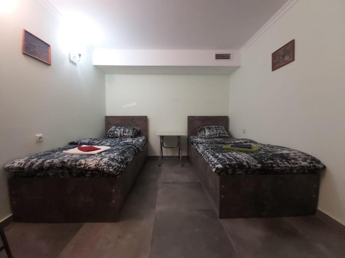 Hostel Voyage Batumi Eksteriør billede