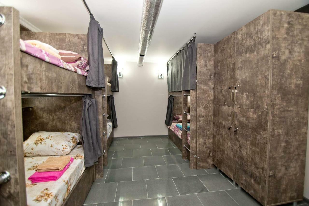 Hostel Voyage Batumi Eksteriør billede