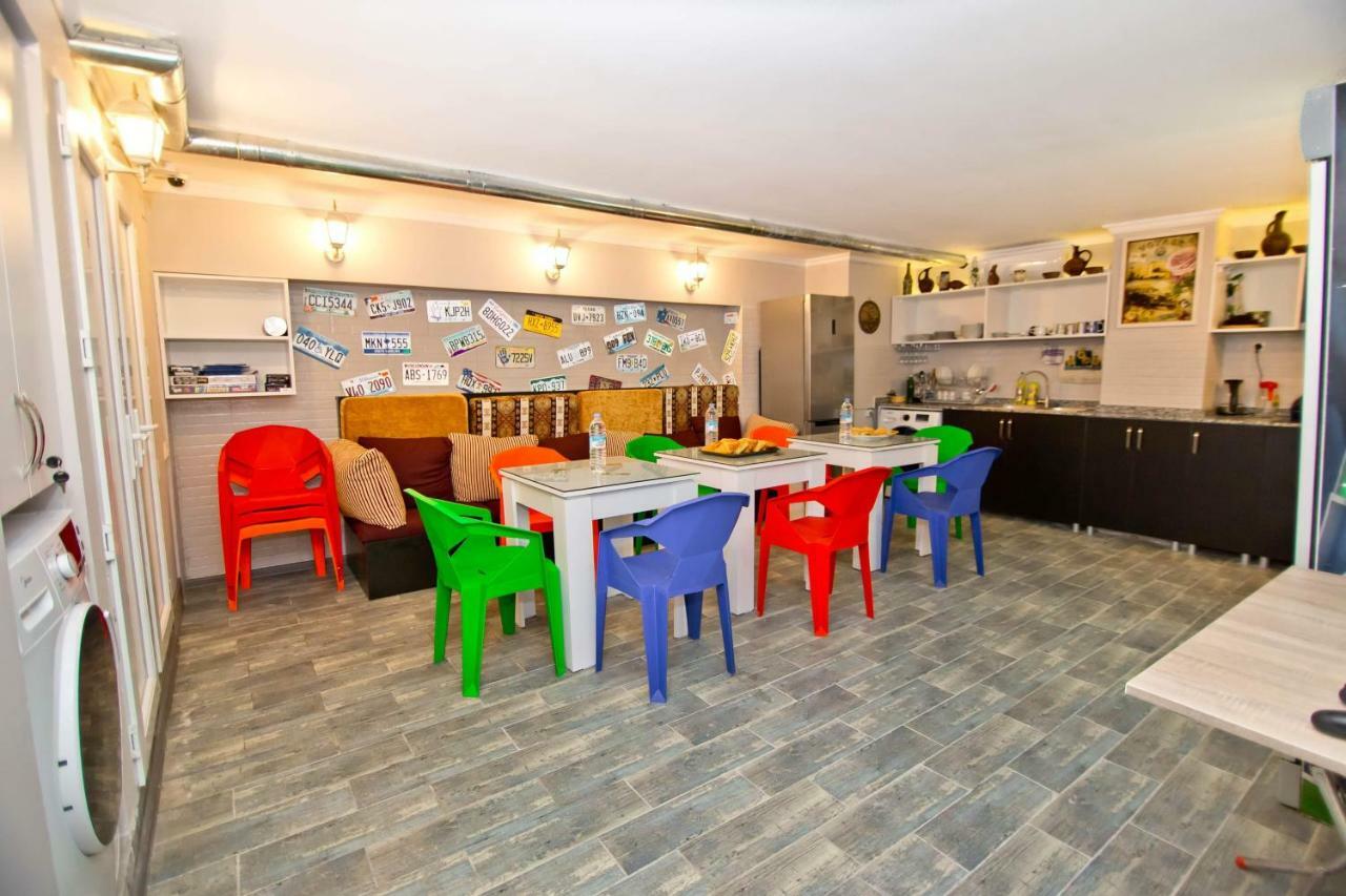 Hostel Voyage Batumi Eksteriør billede