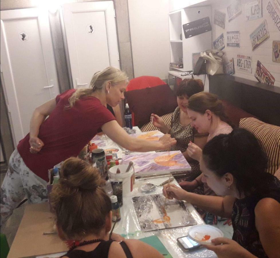 Hostel Voyage Batumi Eksteriør billede
