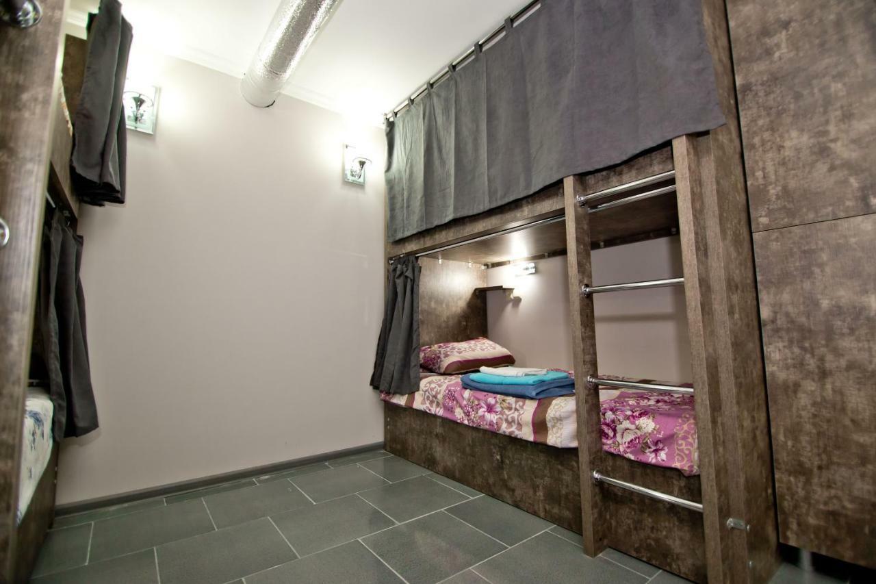 Hostel Voyage Batumi Eksteriør billede